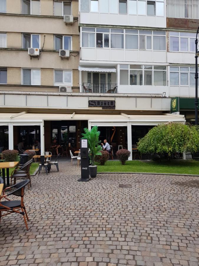Ferienwohnung Central 2 Craiova Exterior foto